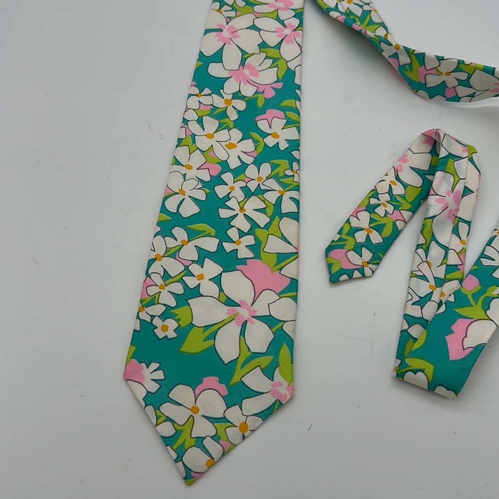 Vintage Floral Tie Colorful Pastel Signed